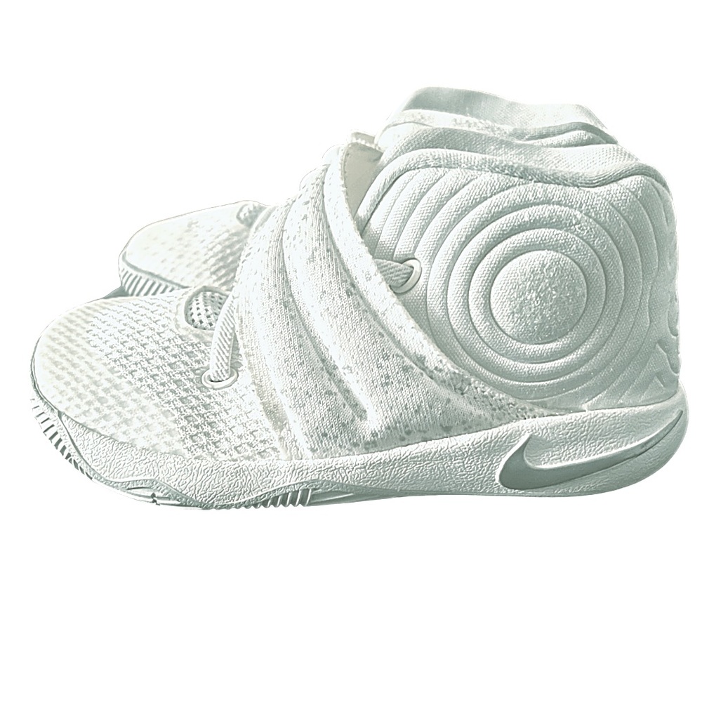 Nike Kyrie White 10c shoes